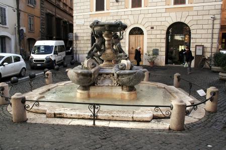 Fontana delle tartarughe a Piazza Mattei fontana delle tartarughe 2