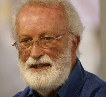Di Marco Pannella parlo solo ora che le luci si stanno spegnendo, e gli elogi post-mortem si vanno attenuando Di Marco Pannella parlo solo ora che le luci si stanno spegnendo, e gli elogi post-mortem si vanno attenuando
