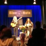 4 Motivi per una serata al Blue note. 4 reasons to go to Blue Note, Milan. un'atmosfera magica avvicina tutti