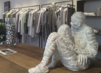 Moda:Tre nuove boutique per il marchio del cashmere umbro Lorena Antoniazzi lorena interno boutique