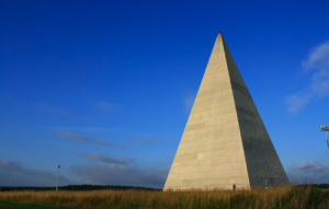 LA PIRAMIDE ob_76bbc3_piramide-colori