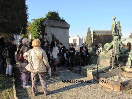 La Settimana per la Scoperta dei Cimiteri Europei 2016 Domenica 5 giugno, ore 9.30, IL MONUMENTALE DI TORINO TRA CURIOSITÀ E PERSONAGGI ILLUSTRI. La visita è organizzata grazie al supporto di Brigata Cultura - Il network di professionisti al servizio dei Beni Culturali . La stessa visita viene riproposta anche lunedì 6 giugno alle ore 14.30. Costo 6€. Scrivere a info@lacivettaditorino.it