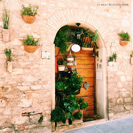 Il weekend in Umbria: tra vino, cucina stellata e tradizioni portone
