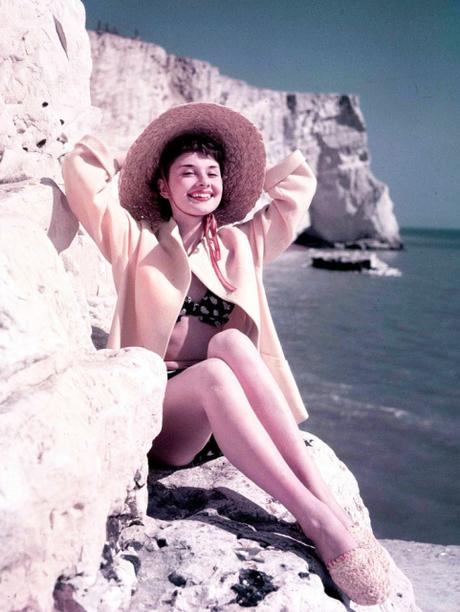 Once upon a time audrey_hepburn_audrey_hepburn_in_a_polka_dot_bikini_706bes062510_o3RjTax.sized