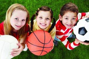 Bambini: forma fisica e vita attiva tengono lontano il dolore bambini