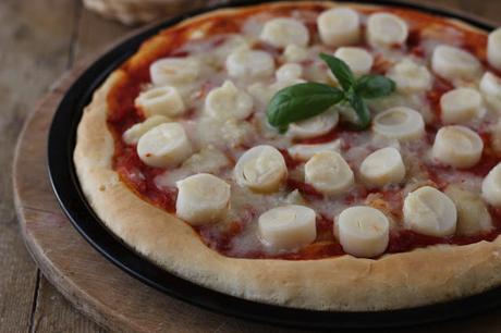 Pizza con cuore di palma e formaggio di manioca Pizza de palmito e queijo de mandioca Pizza con cuore di palma e formaggio di manioca Pizza de palmito e queijo de mandioca