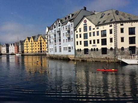 Dove andare in Norvegia? Il nostro viaggio a Alesund, balcone sui fiordi Dove andare in Norvegia? Il nostro viaggio a Alesund, balcone sui fiordi