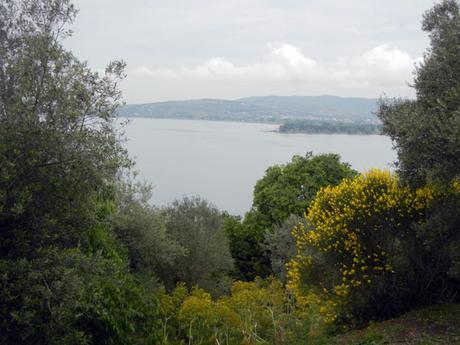 Isola Maggiore…il fascino di dormire in mezzo al Lago Trasimeno isolamaggiore_umbria_viaggiandovaldi