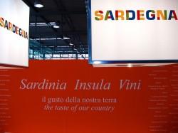 vinitaly_2010_02_lestradedelvino_sardegna