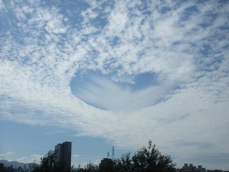 Fallstreak hole – Buchi nel Cielo Fallstreak hole – Buchi nel Cielo