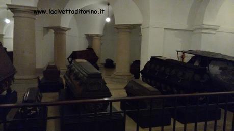 La Cripta Reale nel Duomo di Berlino Molti sono i catafalchi dei piccoli principi.