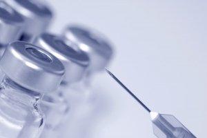 Influenza, medici e infermieri dicono 'no' al vaccino vaccinazioni