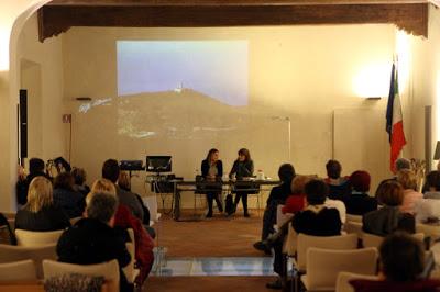 Una serata all'Isola del Giglio con LORENZA PIERI Una serata all'Isola del Giglio con LORENZA PIERI