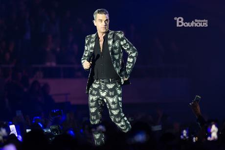 Robbie Williams nella gala de Los 40 Principales. Robbie Williams nella gala de Los 40 Principales.