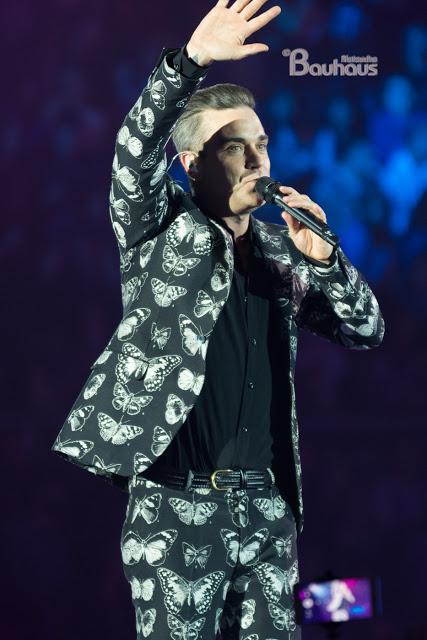 Robbie Williams nella gala de Los 40 Principales. Robbie Williams nella gala de Los 40 Principales.