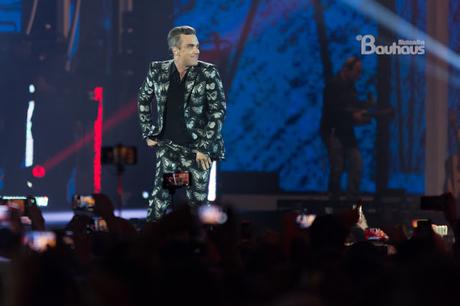 Robbie Williams nella gala de Los 40 Principales. Robbie Williams nella gala de Los 40 Principales.