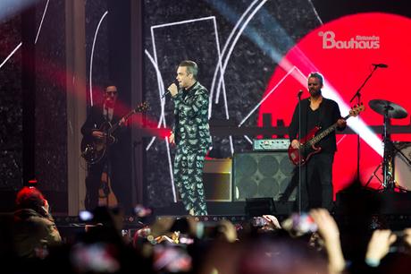 Robbie Williams nella gala de Los 40 Principales. Robbie Williams nella gala de Los 40 Principales.