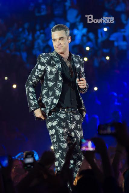 Robbie Williams nella gala de Los 40 Principales. Robbie Williams nella gala de Los 40 Principales.