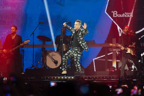 Robbie Williams nella gala de Los 40 Principales. Robbie Williams nella gala de Los 40 Principales.