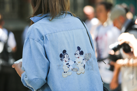 In the Steet...Mickey Mouse, Donald Duck, Minnie, Daisy Duck, Goofy, Pluto & company In the Steet...Mickey Mouse, Donald Duck, Minnie, Daisy Duck, Goofy, Pluto & company
