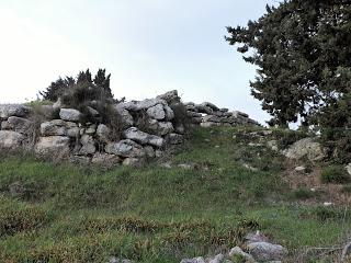 NURAGHE ASUSA DI ISILI NURAGHE ASUSA DI ISILI