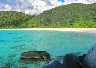 Le isole di Anambas, in Riau, hanno posti meravigliosi per le vacanze Le isole di Anambas, in Riau, hanno posti meravigliosi per le vacanze