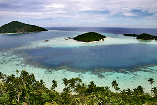 Le isole di Anambas, in Riau, hanno posti meravigliosi per le vacanze Le isole di Anambas, in Riau, hanno posti meravigliosi per le vacanze