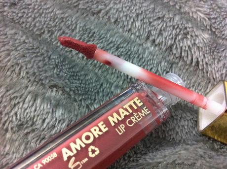 Milani AMORE MATTE lip creme Milani AMORE MATTE lip creme