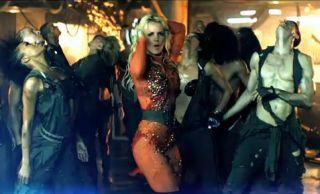 Till The World Ends, nel Video Britney Spears Balla Fino alla Fine del Mondo