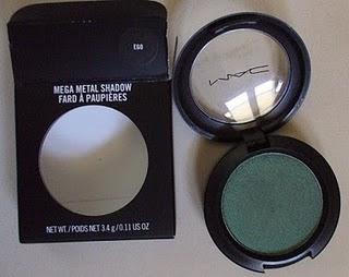 Mac Peacocky Mega Meral Shadow: Ego Mac Peacocky Mega Meral Shadow: Ego