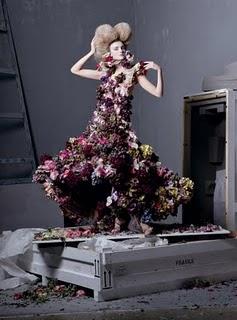 Alexander McQueen su Vogue US Maggio 2011