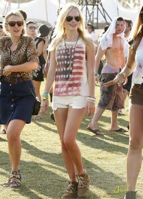 COACHELLA FESTIVAL 2011 : THE RED CARPET