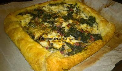 Torte salate: Torta salata con spinaci, stracchino e pancetta Torte salate: Torta salata con spinaci, stracchino e pancetta