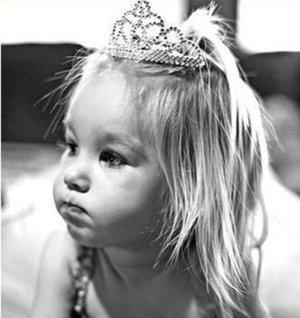 Tornate indietro e riprendetevi tutto! Risultati immagini per principessa triste