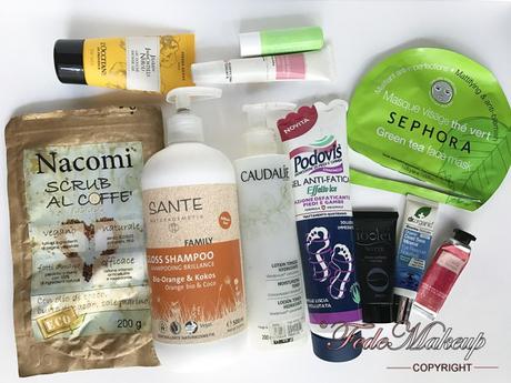 Prodotti finiti di Dicembre e Buon Anno Prodotti finiti di Dicembre e Buon Anno