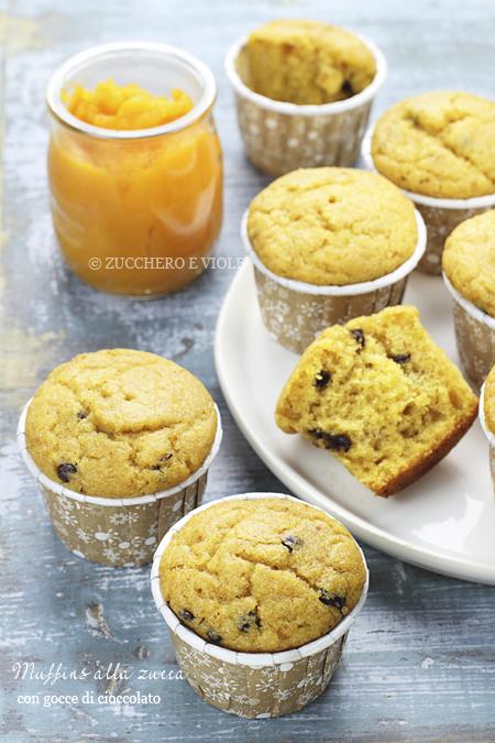 Muffins vegan alla zucca e gocce di cioccolato Muffins vegan alla zucca e gocce di cioccolato