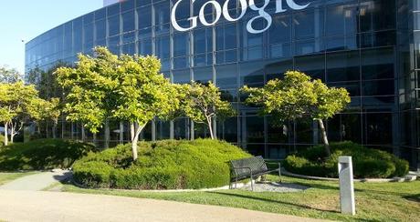 Google nel 2016 ha rimosso oltre 900 milioni di link pirata Google