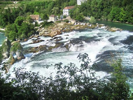 Il giro del mondo in 8 cascate Il giro del mondo in 8 cascate