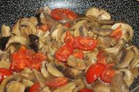 TAGLIATELLE AI FUNGHI TAGLIATELLE AI FUNGHI