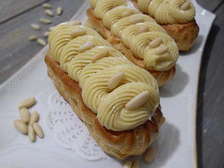 Éclairs con Mousse ai Pinoli Éclairs con Mousse ai Pinoli