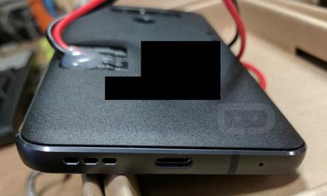 Ecco un probabile prototipo di LG G6: foto e dettagli Ecco un probabile prototipo di LG G6: foto e dettagli