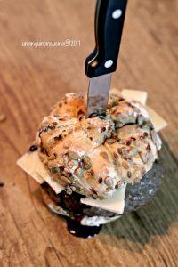 Burger di Chianina con riduzione al Chianti e Parmigiano Reggiano burger-di-chianina-con-riduzione-al-chianti