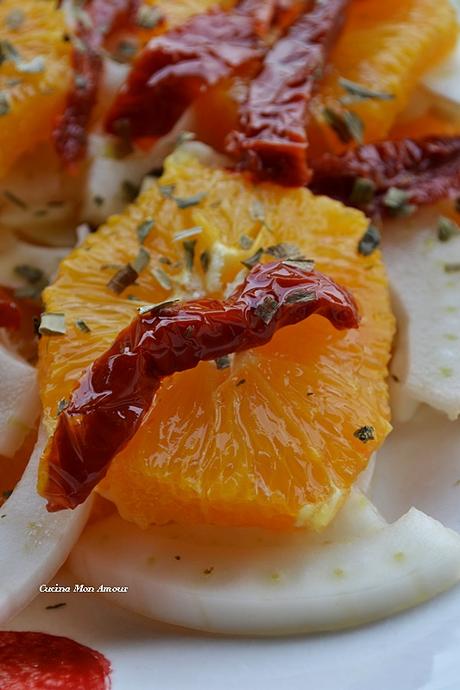 Insalata Invernale di Arancio Finocchio e Pomodorini Secchi Insalata Invernale di Arancio Finocchio e Pomodorini Secchi