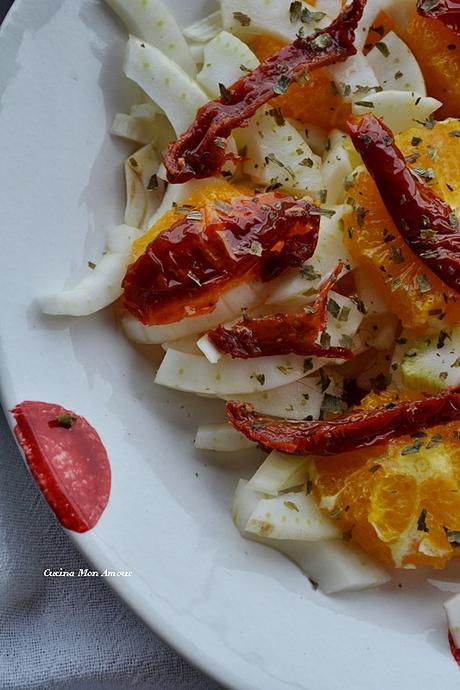 Insalata Invernale di Arancio Finocchio e Pomodorini Secchi Insalata Invernale di Arancio Finocchio e Pomodorini Secchi