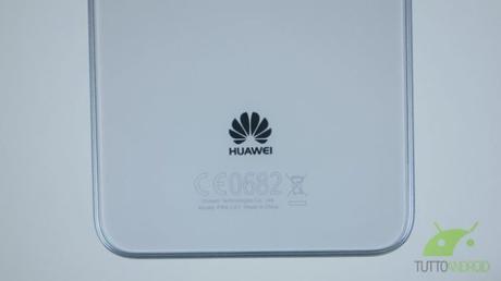 Recensione Huawei P8 Lite 2017: riuscirà a ripetersi? Recensione Huawei P8 Lite 2017: riuscirà a ripetersi?