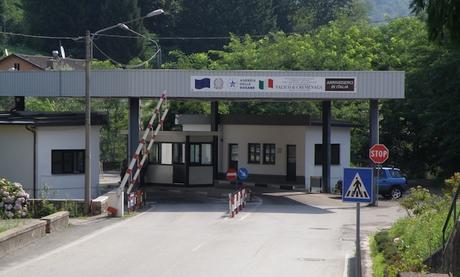 Chiusura frontiera Ponte Cremenaga: il consiglio regionale chiede intervento del Governo (Foto © Wikimedia Commons)