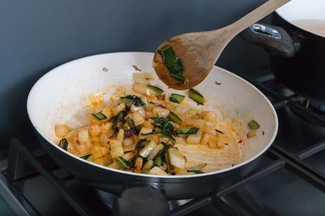 FOOD: Orecchiette con Cicoria, Finocchio e 'nduja FOOD: Orecchiette con Cicoria, Finocchio e 'nduja