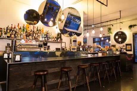 Nik’s&Co: poliedrico cocktail bar a Milano Nik’s&Co: poliedrico cocktail bar a Milano