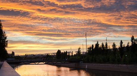 Fuso orario Madrid madrid rio tramonto