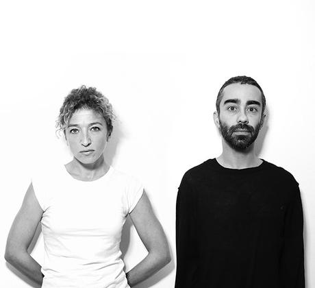 NINA, testo e regia di Nicola Russo, con Sara Borsarelli, luci di Cristian Zucaro, video di Lorenzo Lupano, al Teatro ELFO PUCCINI, corso Buenos Aires 33, MILANO, 21 – 26 FEBBRAIO 2017 immagine scheda